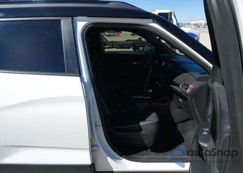 2021 Chevrolet Trailblazer Awd Rs z USA, uszkodzony, nr VIN KL79MUSL2MB127236